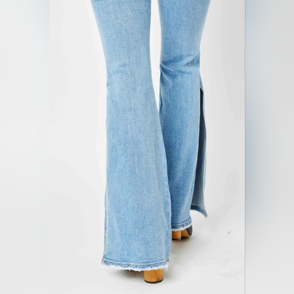 Retro Mid-rise Split Bell Bottom Flare Leg Raw Hem Skinny Jean Pants Judy Blue - Picture 9 of 10
